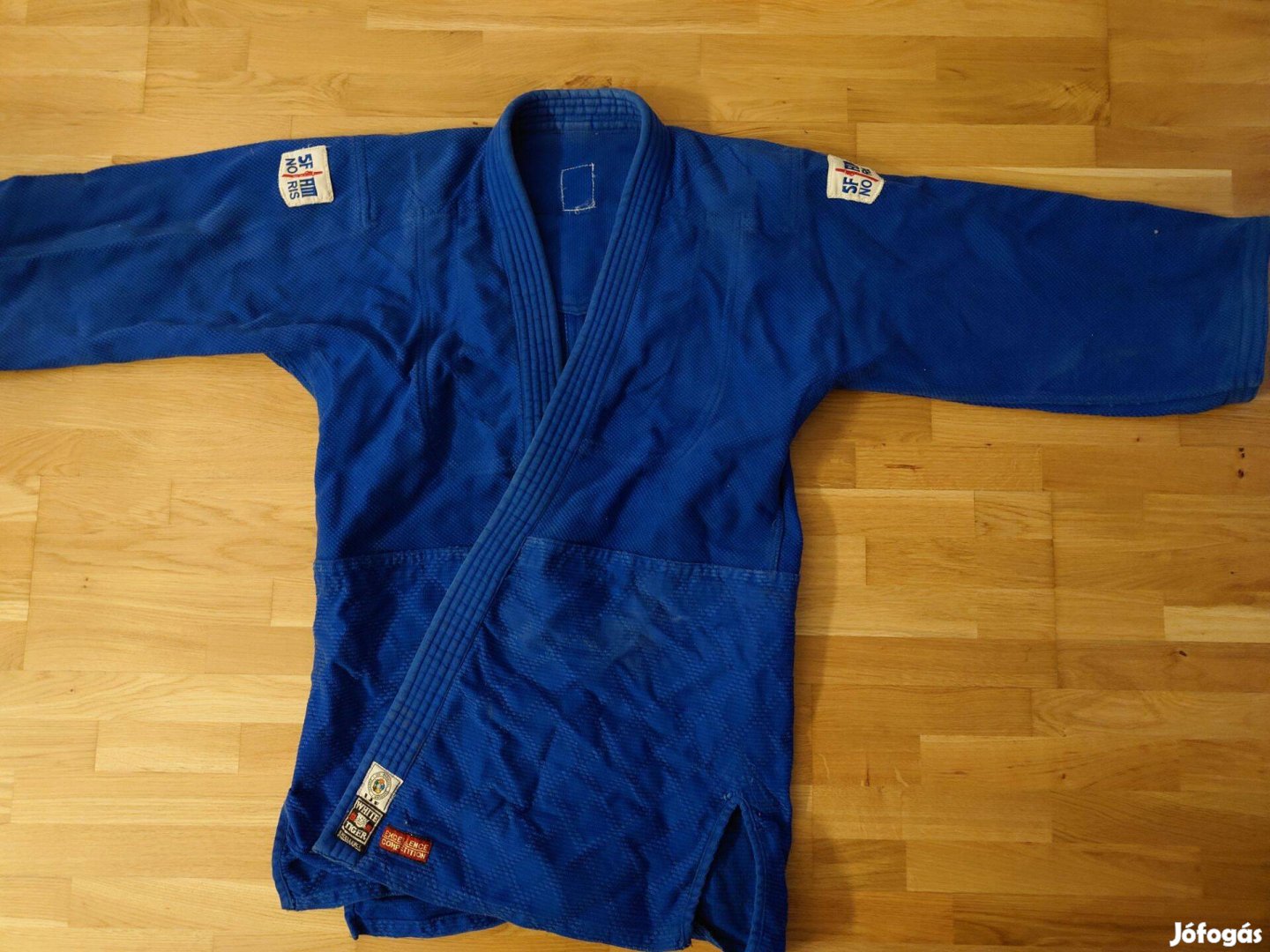 Eladó judo gi