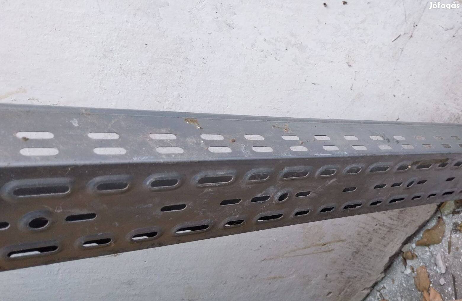 Eladó kábelcsatorna 100x60mm és 220cm hosszú