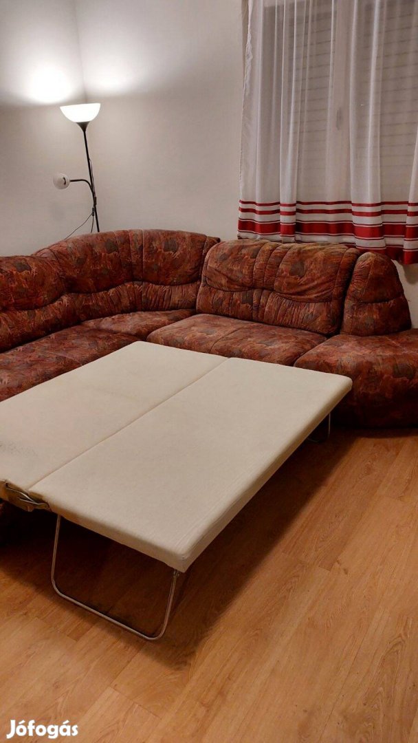 Eladó kanapéágy fotellel tárolóval