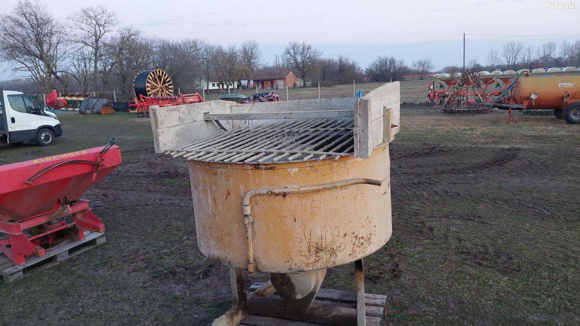 Eladó kardános betonkeverő kardán hajtású