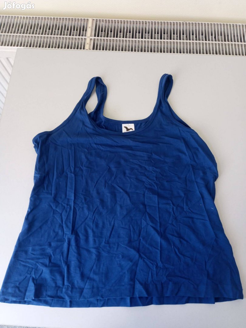 Eladó kék női trikó