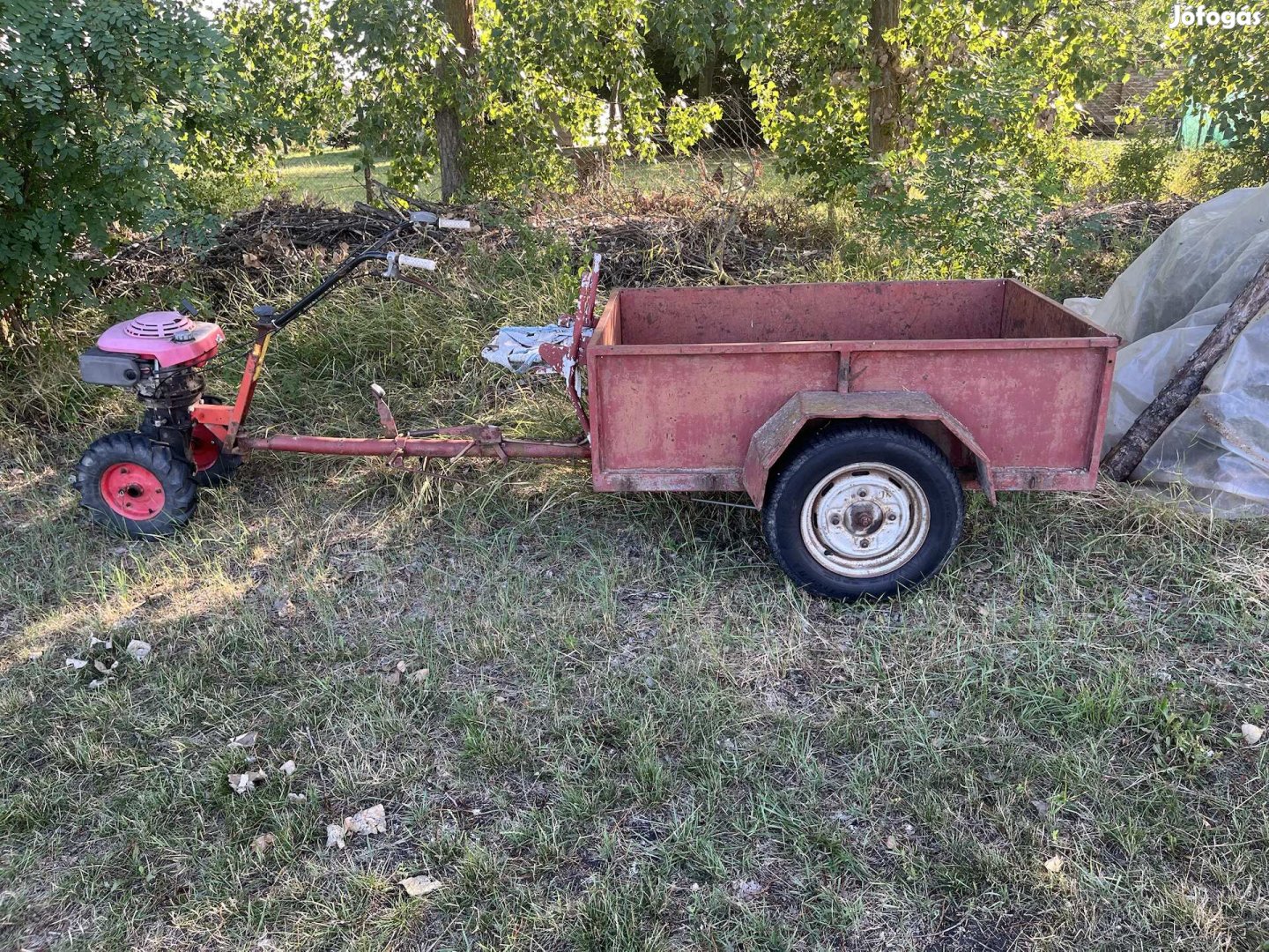 Eladó kerti traktor