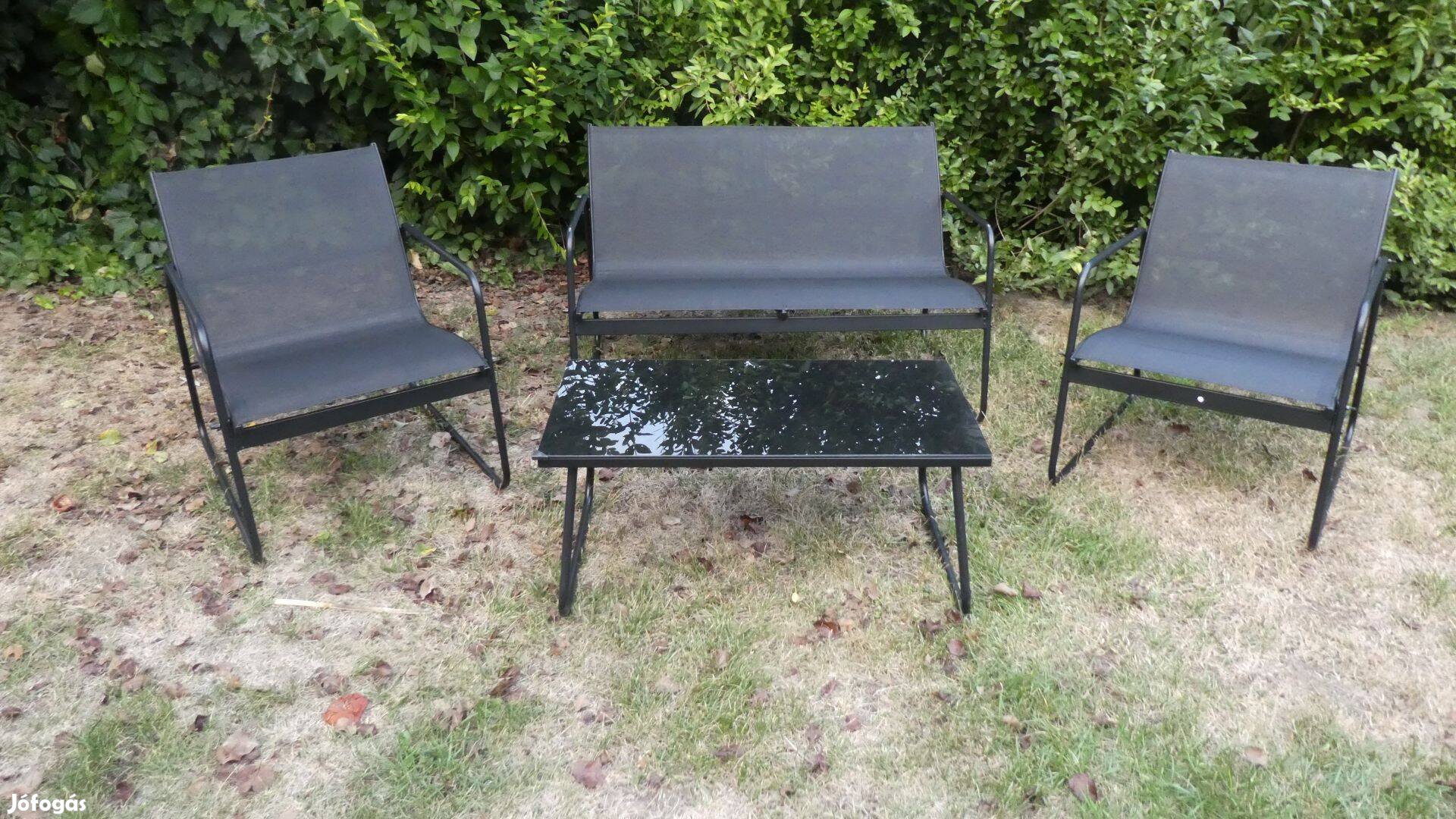 Eladó kertibútor-szett
