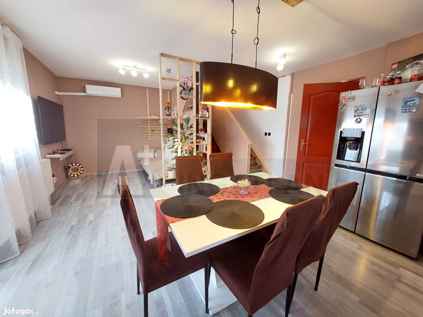 Eladó kétgenerációs ház!