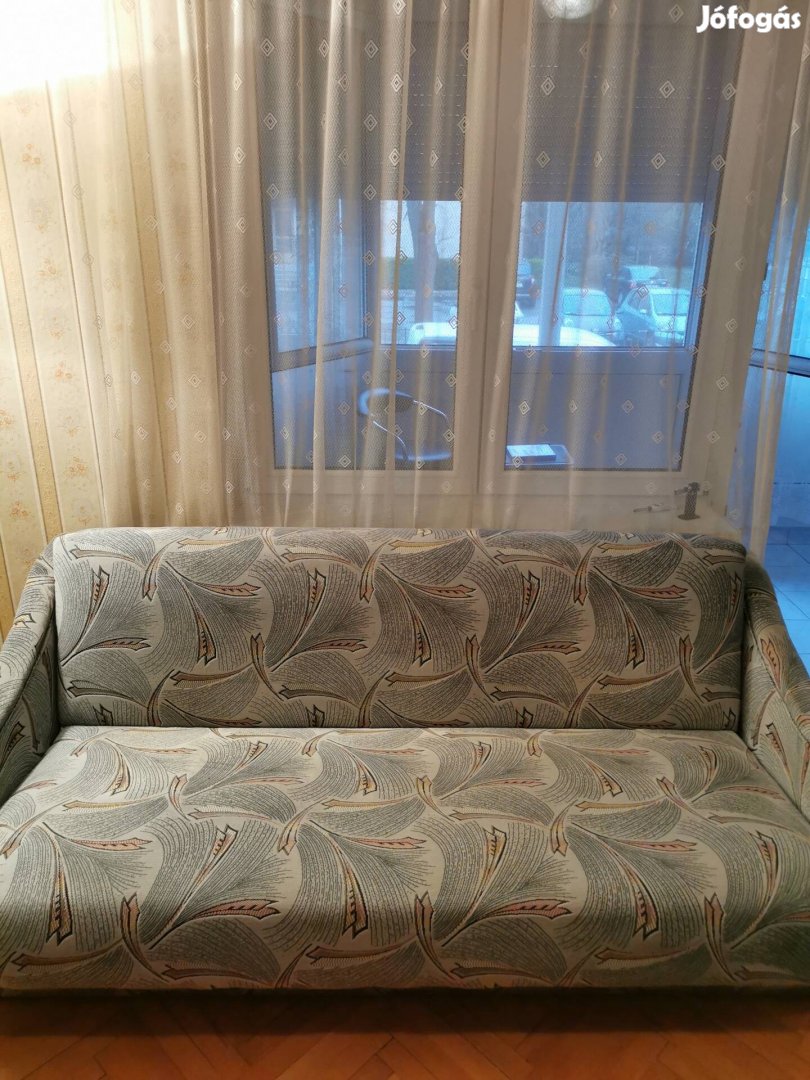 Eladó kihúzható kanapé 