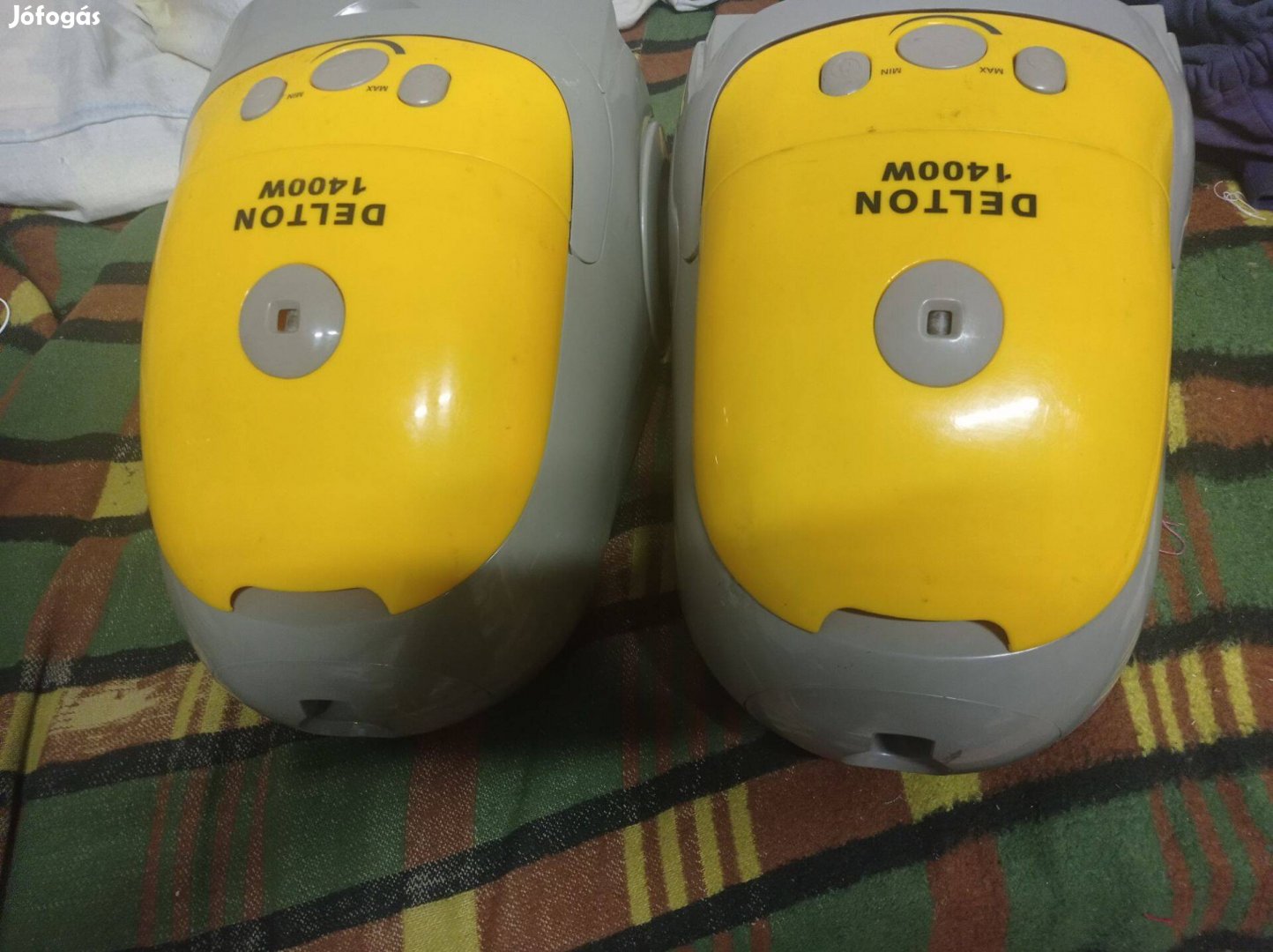 Eladó kis aranyos porszívó