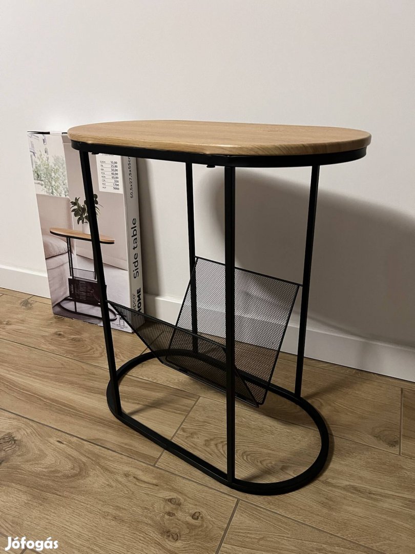 Eladó kisasztal