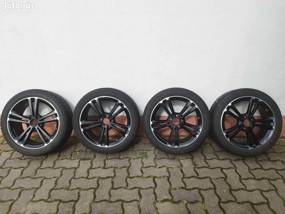 Eladó kitűnő állapotú Bridgestone 225/45 R18 Mercedes A/ CLA téli gumi