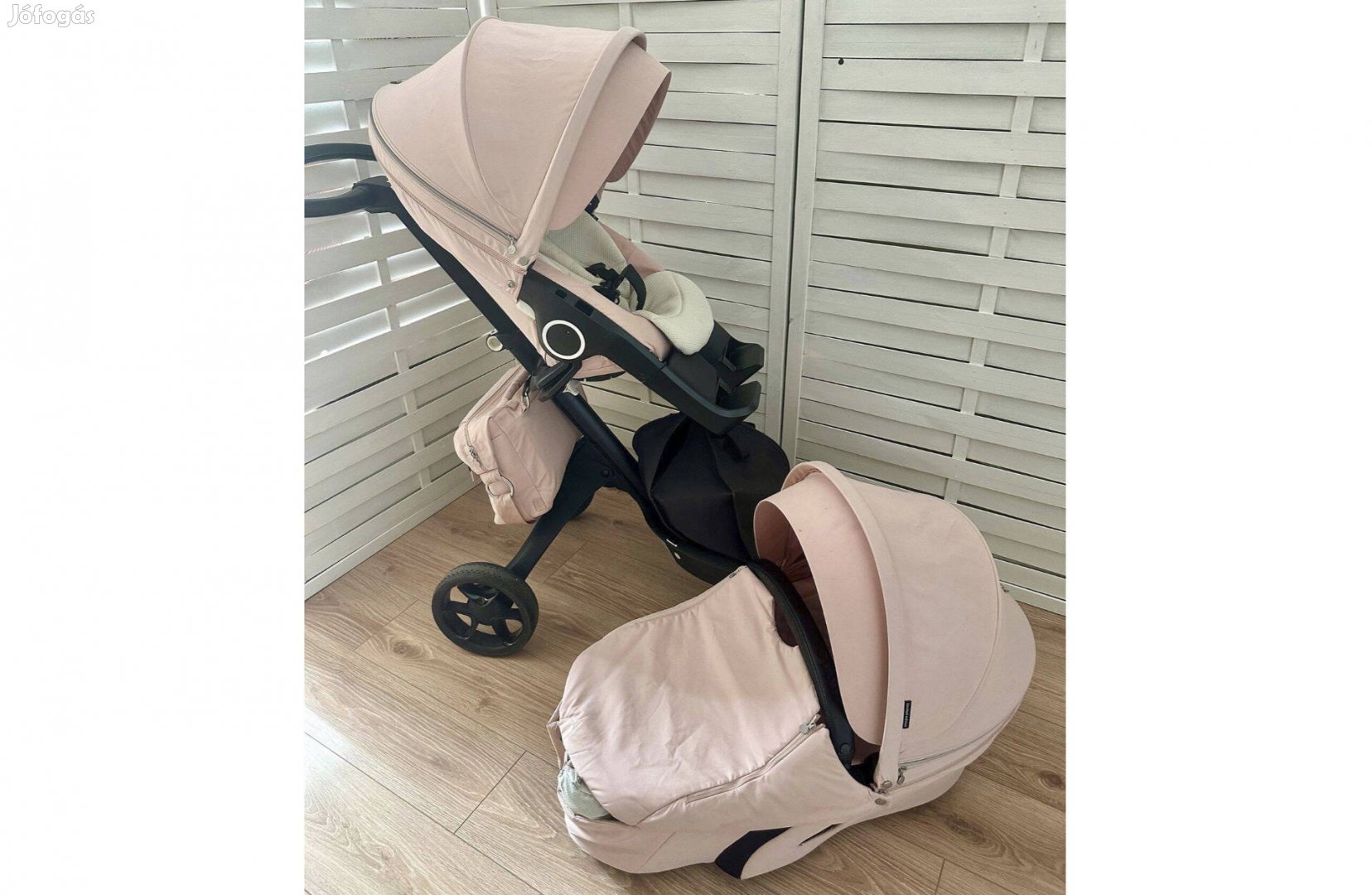 Eladó kitűnő állapotú Stokke Limited Edition babakocsi kiegészítőkkel