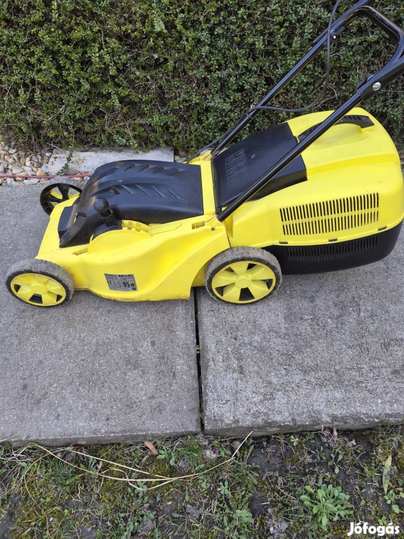 Eladó kiváló állapotú elektromos fűnyíró!