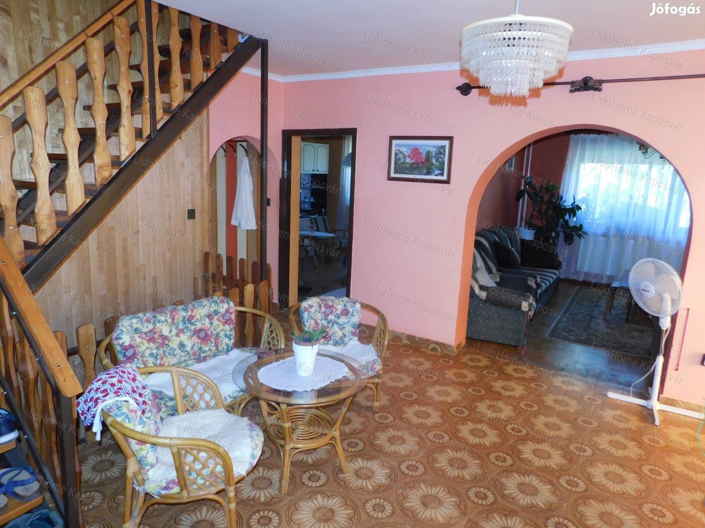Eladó kiváló állapotú kaposvári családi ház