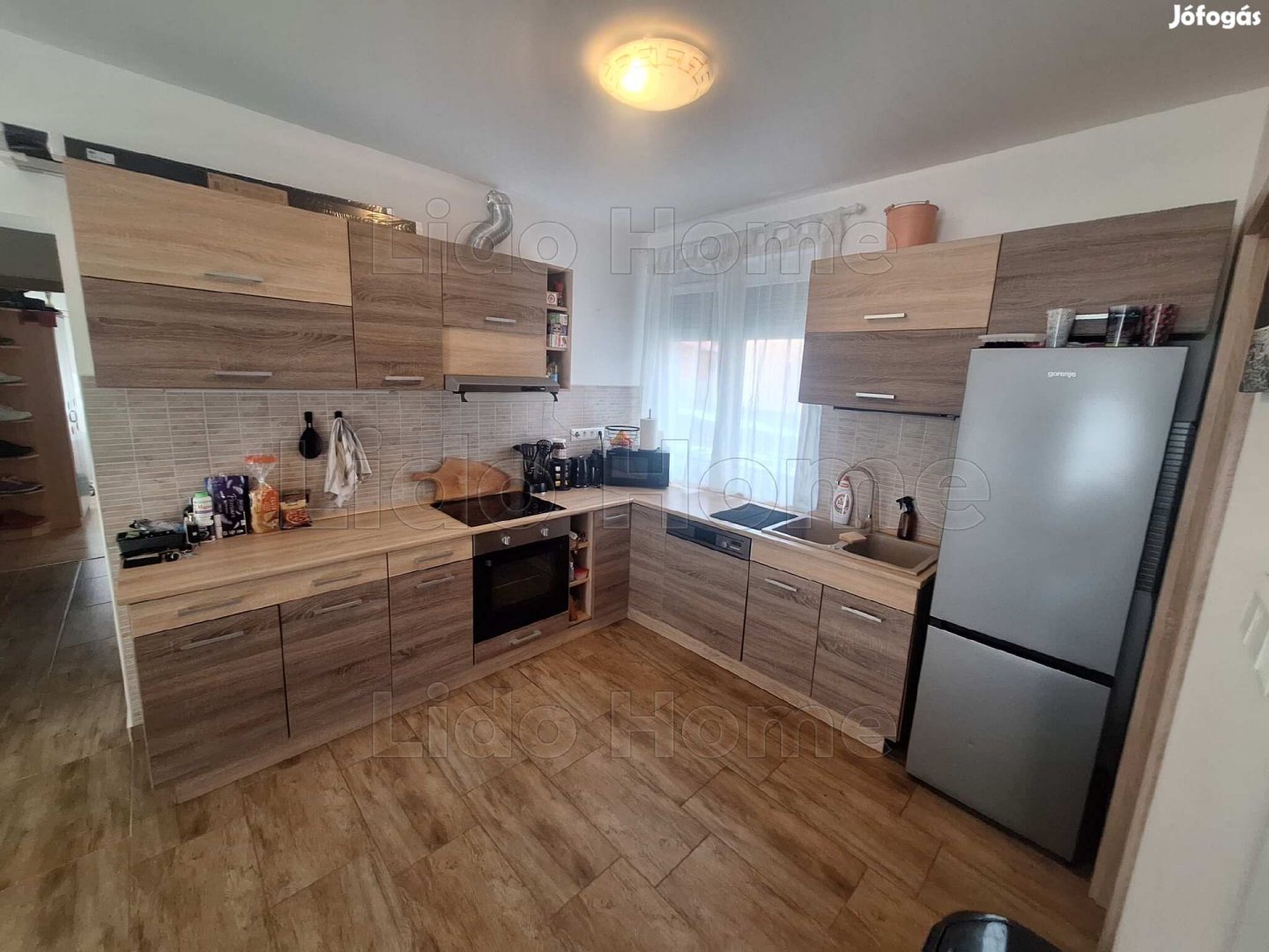 Eladó kiváló tulajdonságokkal rendelkező téglalakás, saját