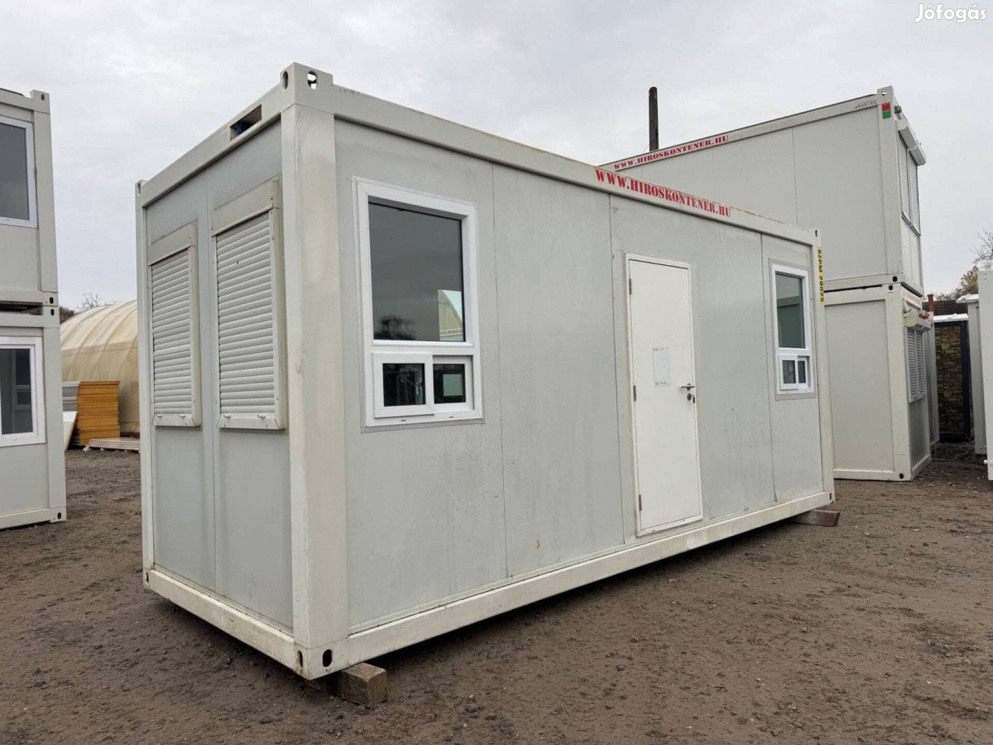 Eladó konténer irodakonténer lakókonténer 20láb 6m azonnal