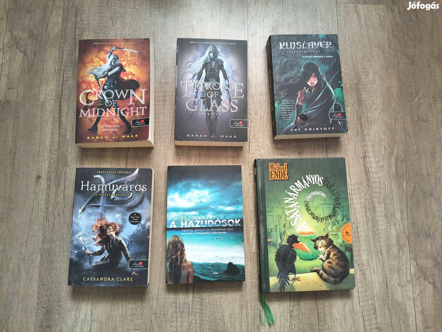 Eladó könyvek - többféle témában