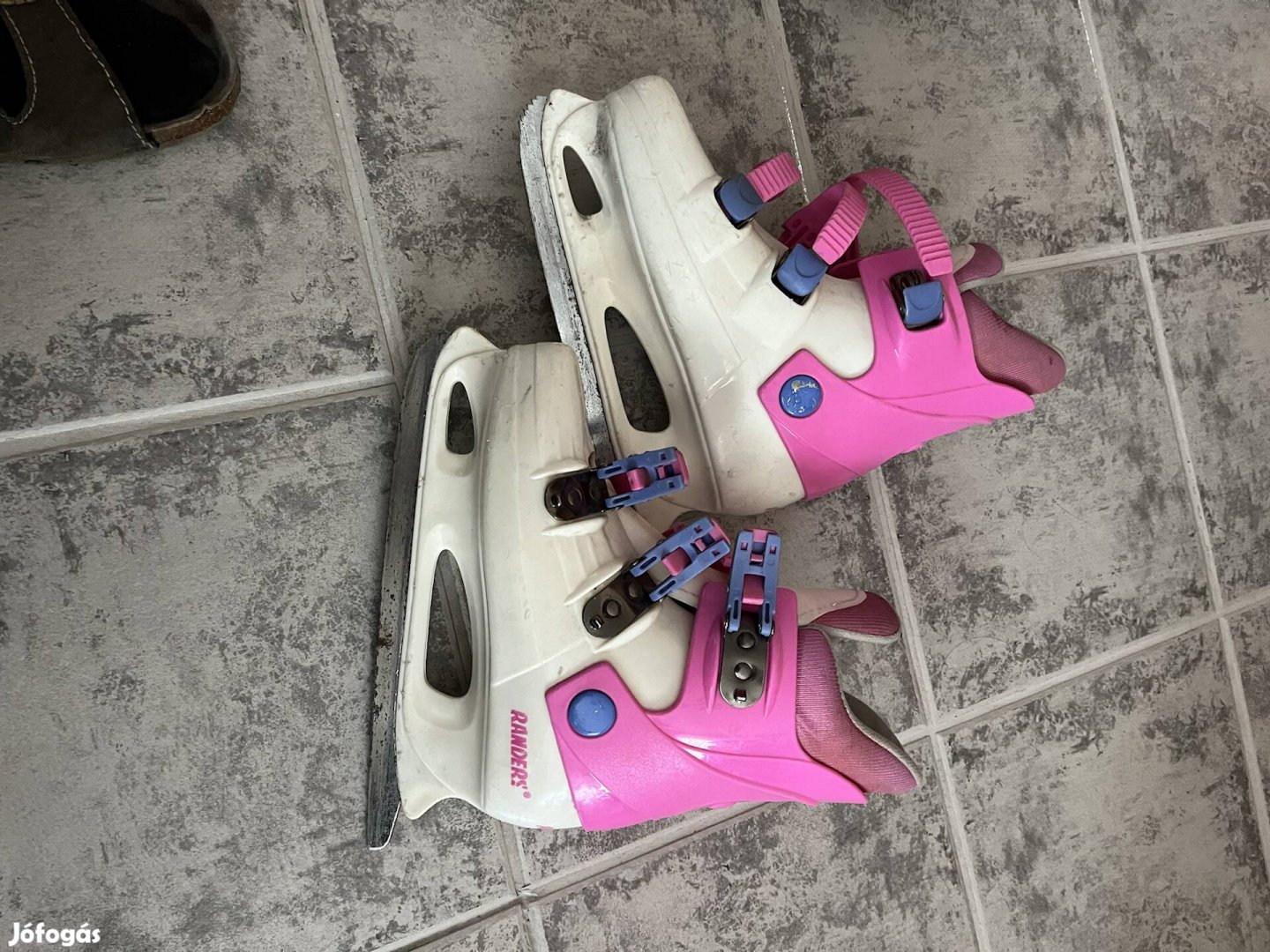 Eladó korcsolya