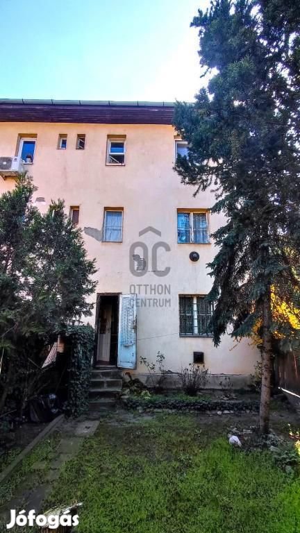 Eladó lakás Budapest 10. ker., Gyárdűlő