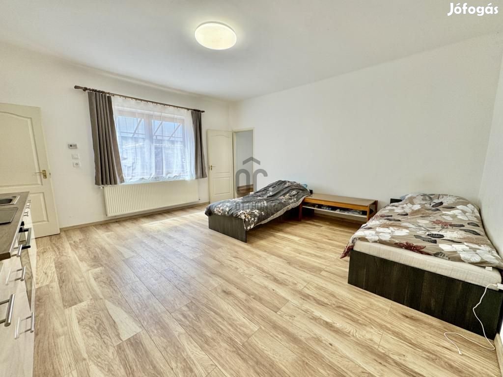 Eladó lakás Budapest 18. ker., Újpéteritelep