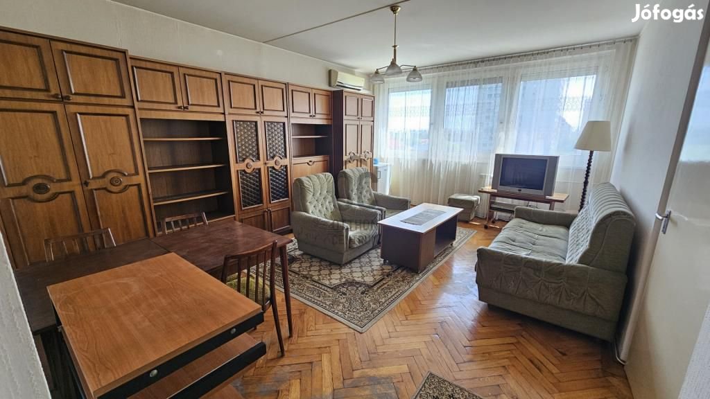 Eladó lakás Budapest 21. ker., Belváros