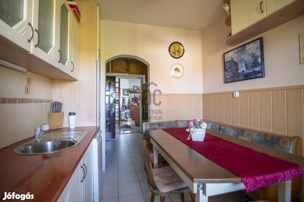 Eladó lakás Budapest 4. ker., Káposztásmegyer