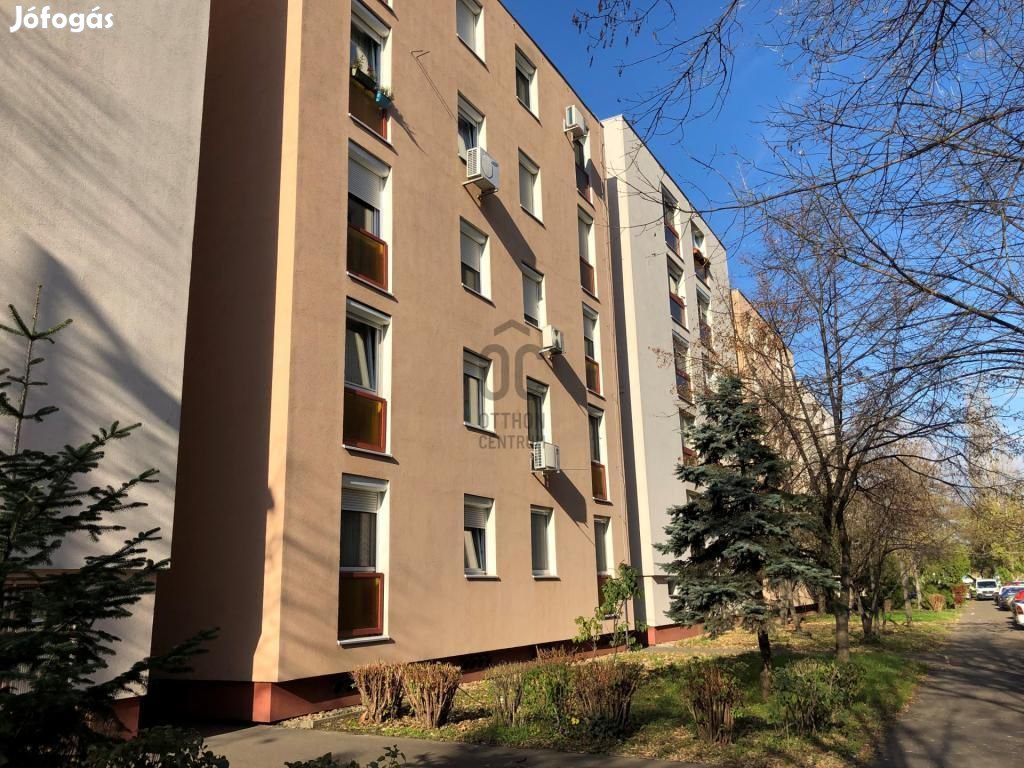 Eladó lakás Budapest 4. ker., Újpesti lakótelep