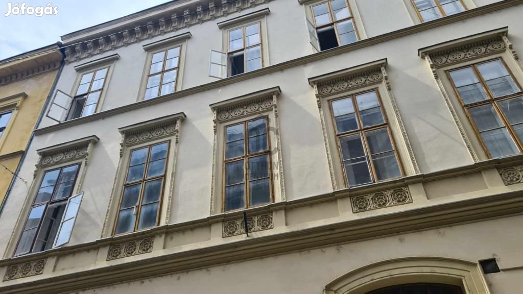 Eladó lakás Budapest 6. ker., Belső VI.