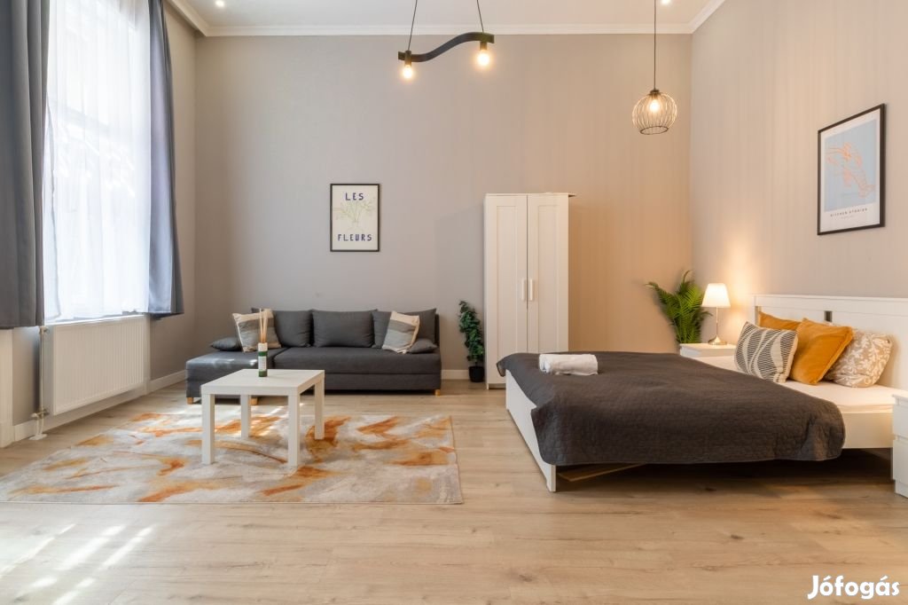 Eladó lakás Budapest 6. ker., Belső VI.