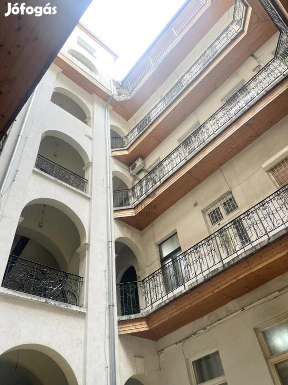 Eladó lakás Budapest 6. ker., Külső VI.