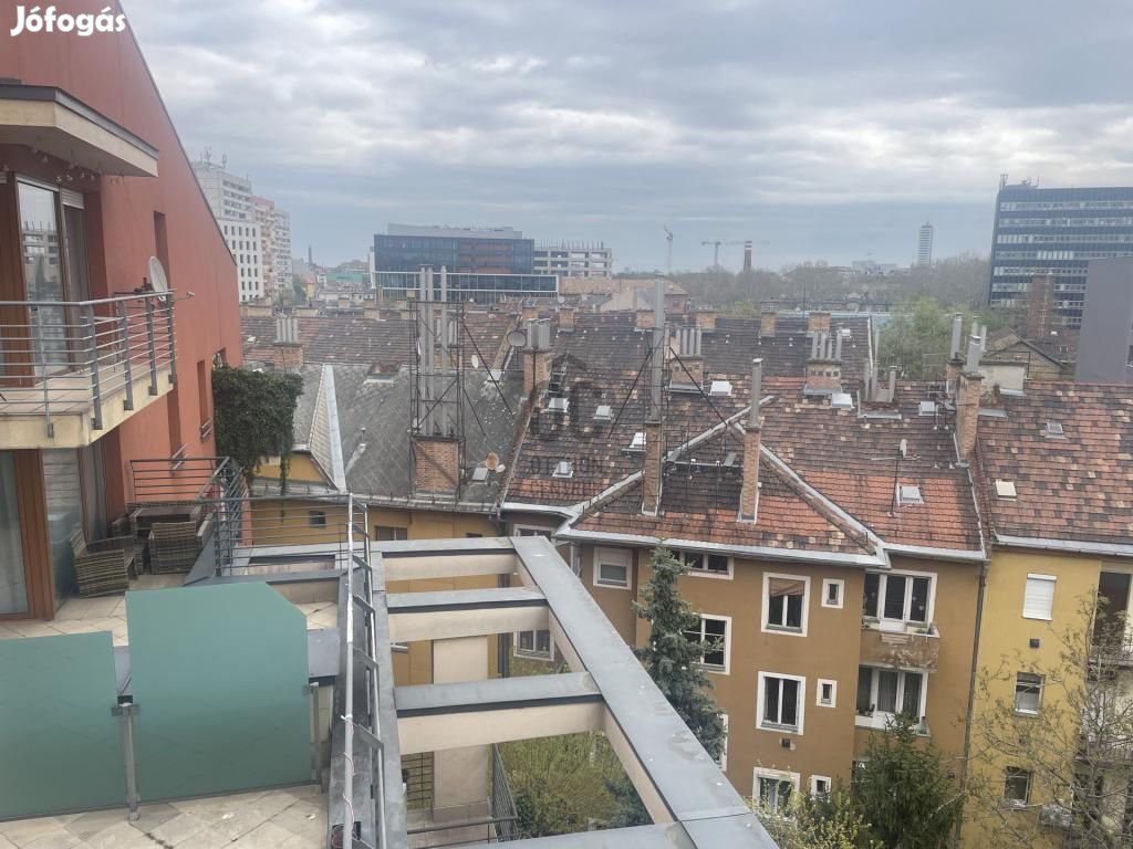 Eladó lakás Budapest 8. ker., Corvin negyed