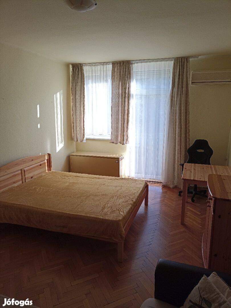 Eladó lakás Esztergom belvárosában