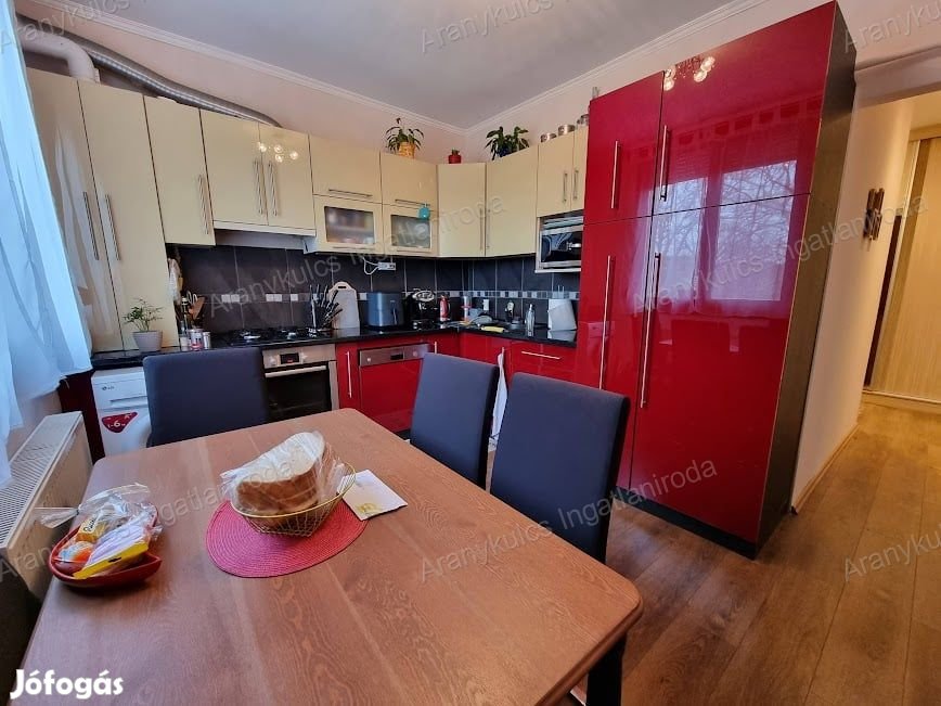 Eladó lakás Gyulán!