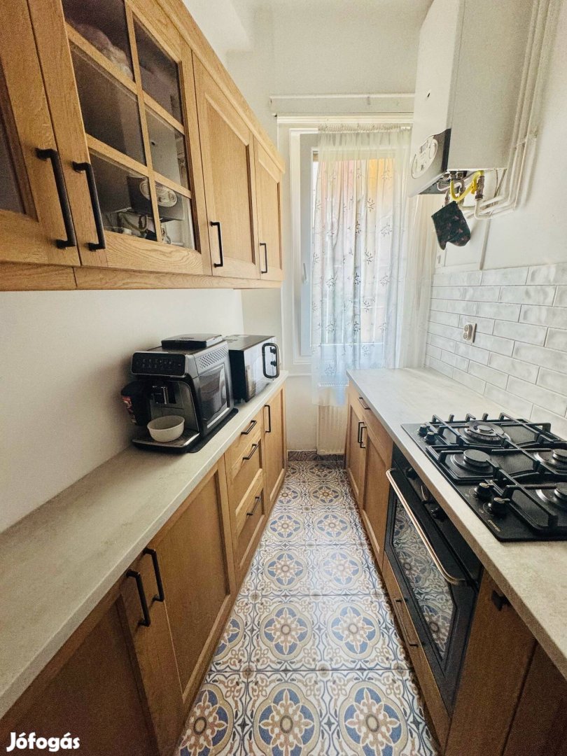 Eladó lakás- 2. kerület - Margit körút