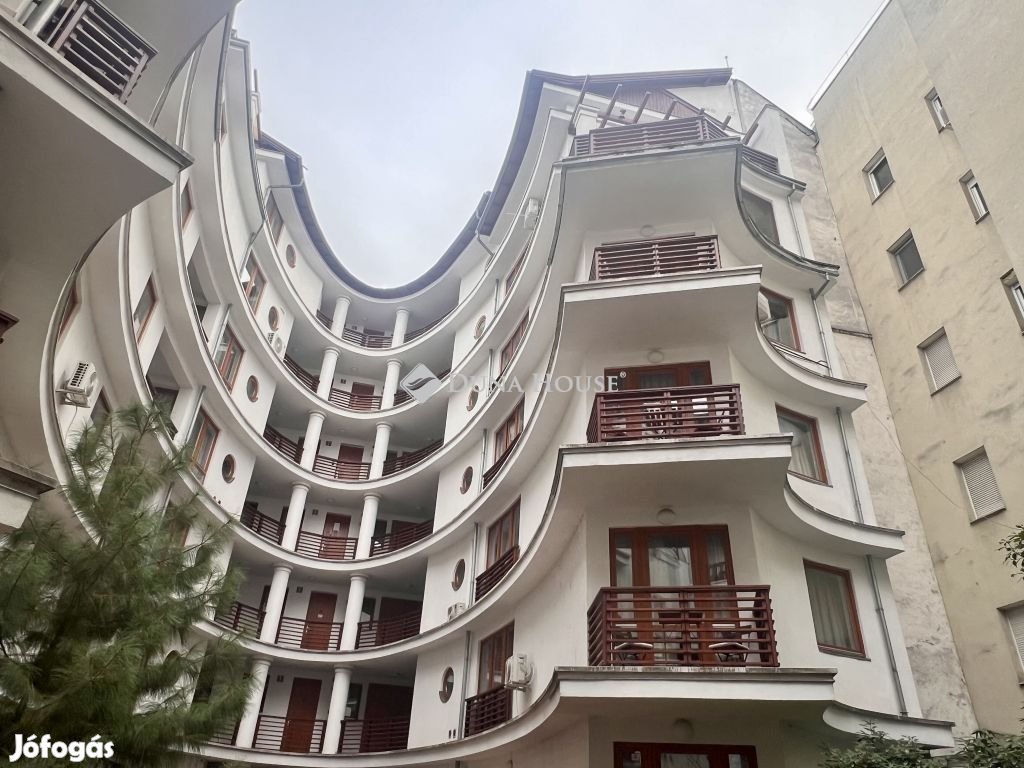 Eladó lakás, Budapest 6. ker.