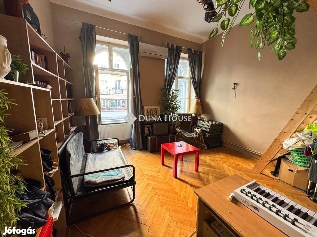 Eladó lakás, Budapest 6. ker.