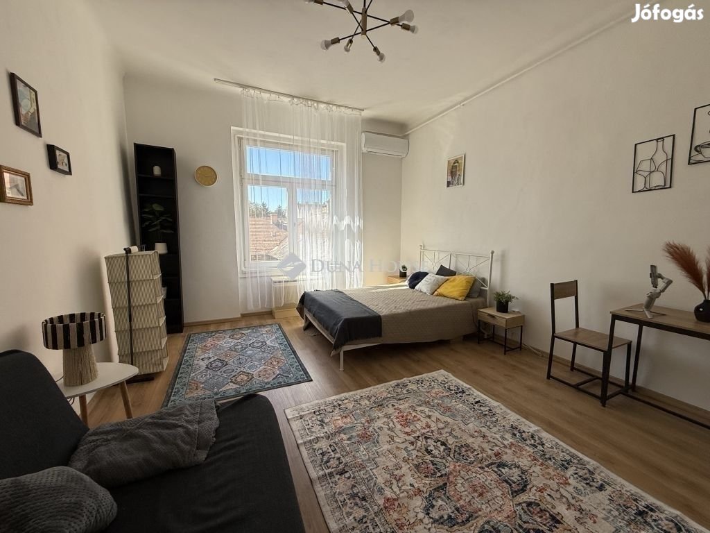 Eladó lakás, Budapest 8. ker.