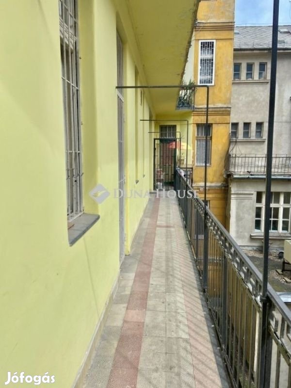 Eladó lakás, Budapest 8. ker.