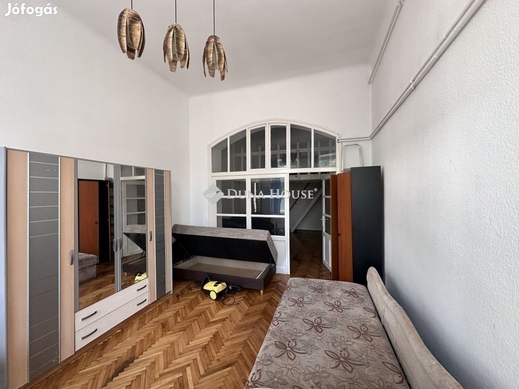 Eladó lakás, Budapest 8. ker.