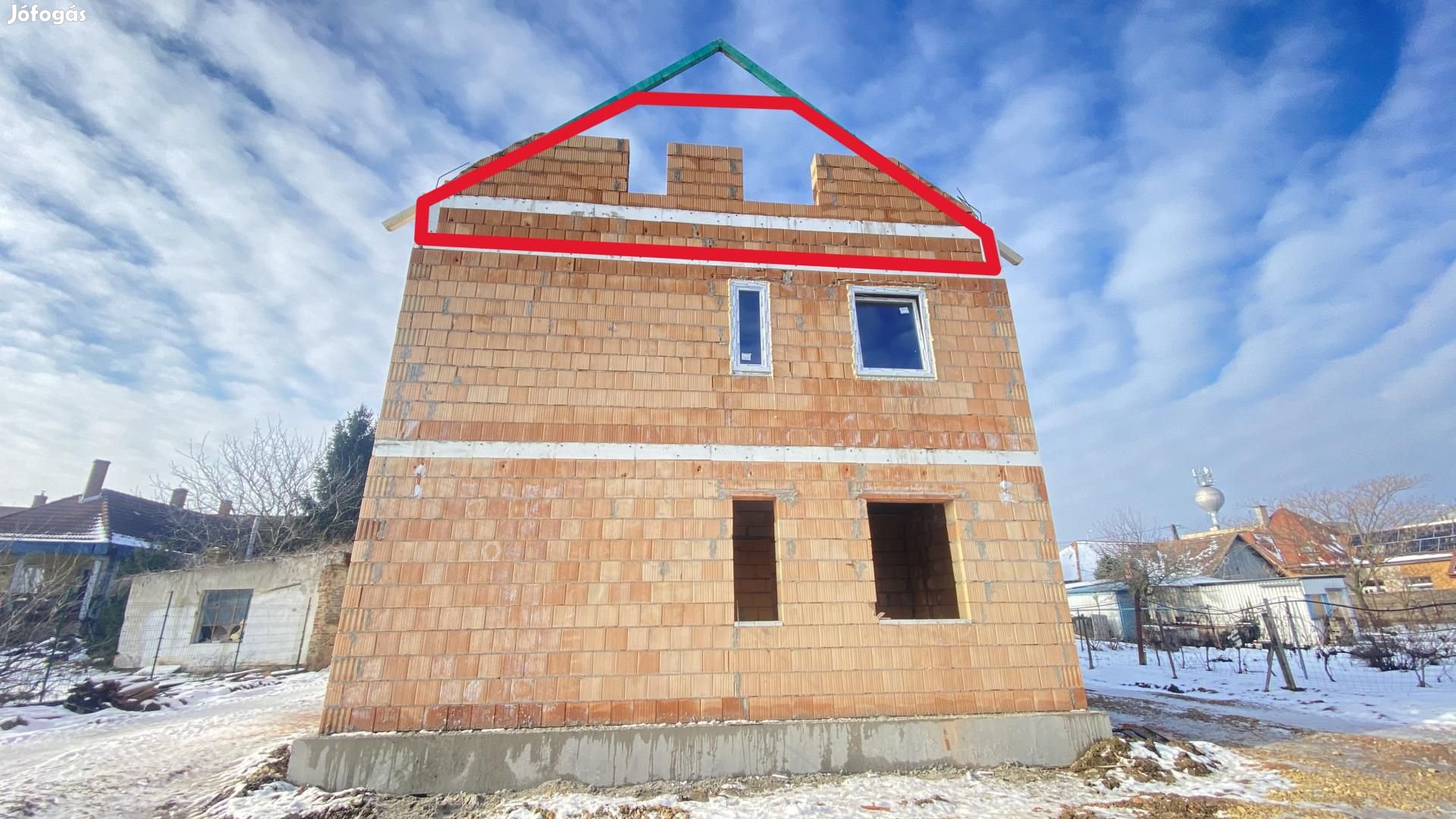 Eladó lakás, Csorna