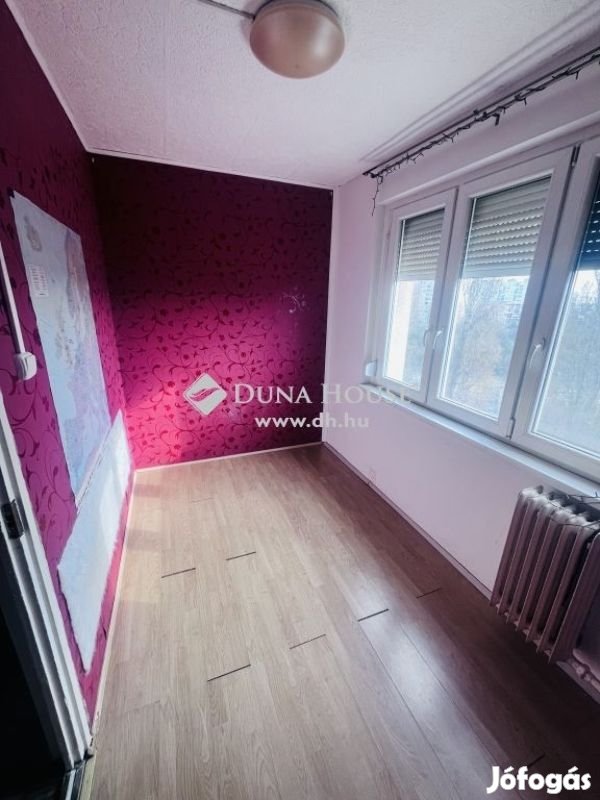 Eladó lakás, Dunaújváros