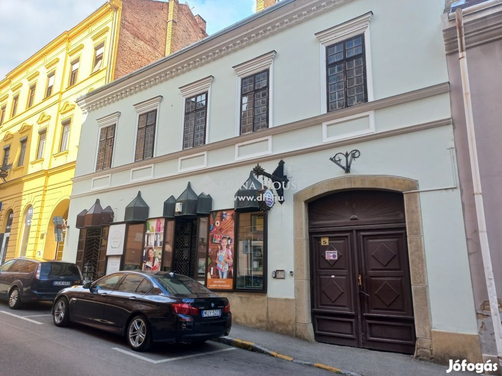 Eladó lakás, Pécs,Jókai utca