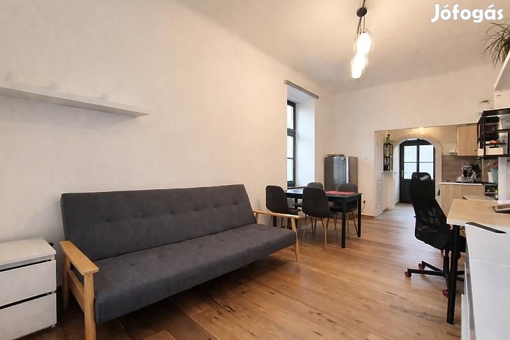 Eladó lakás - Budapest II. kerület, Újlak