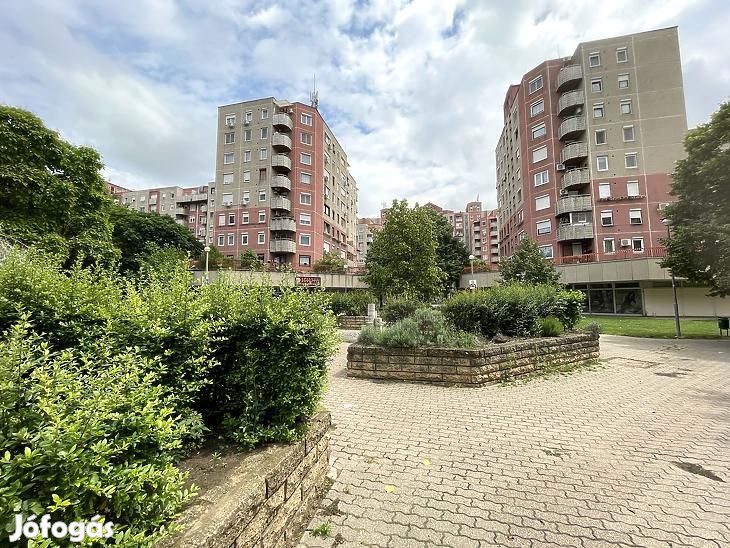 Eladó lakás - Budapest IV. kerület, Káposztásmegyer