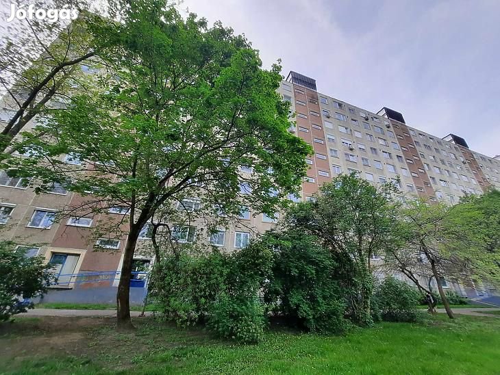 Eladó lakás - Budapest XV. kerület, Páskomliget utca