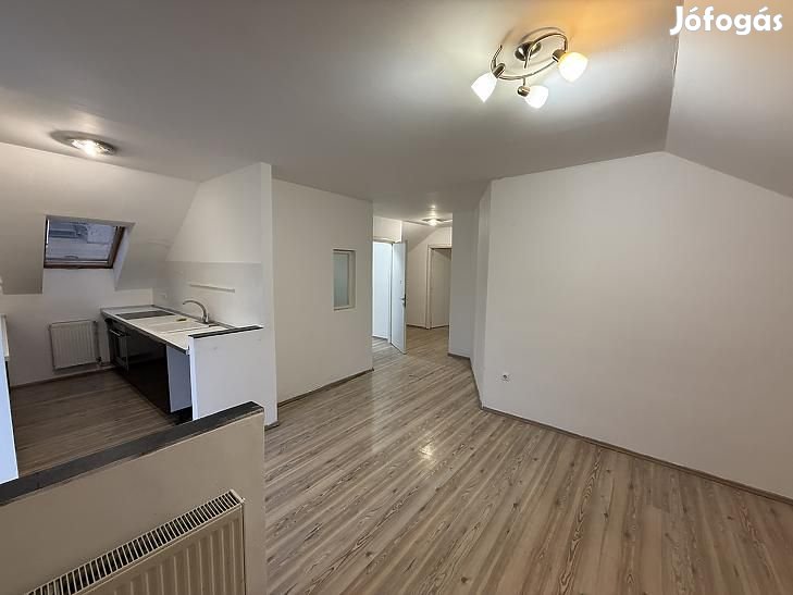 Eladó lakás - Szentendre