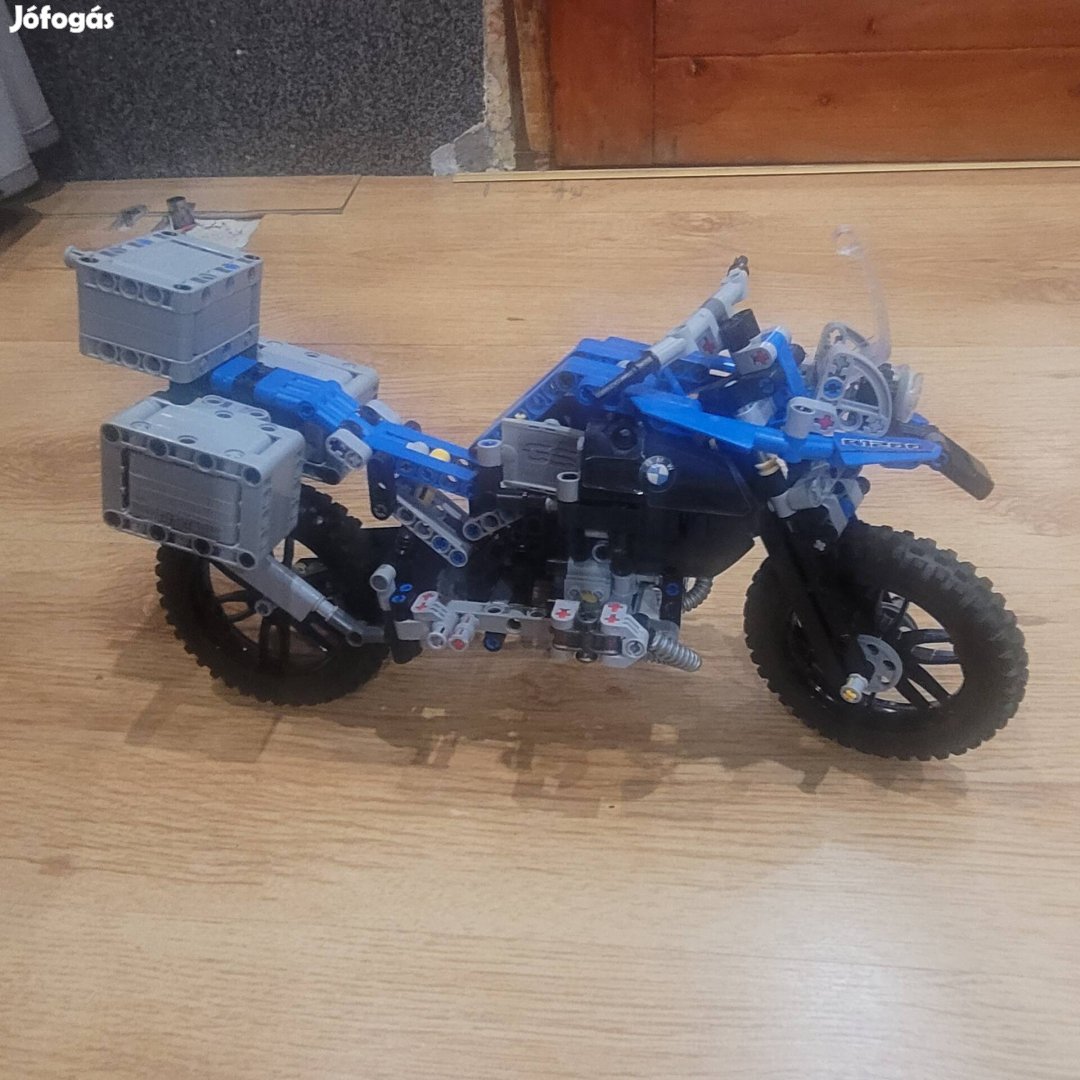 Eladó lego technic motor