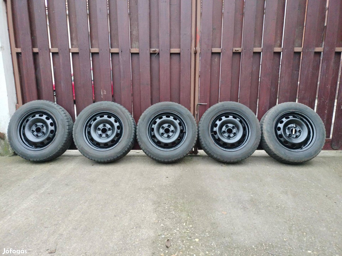 Eladó lemezfelni r15. 5x112. 6J. ET55. 57,1mm. 14 es fúrat