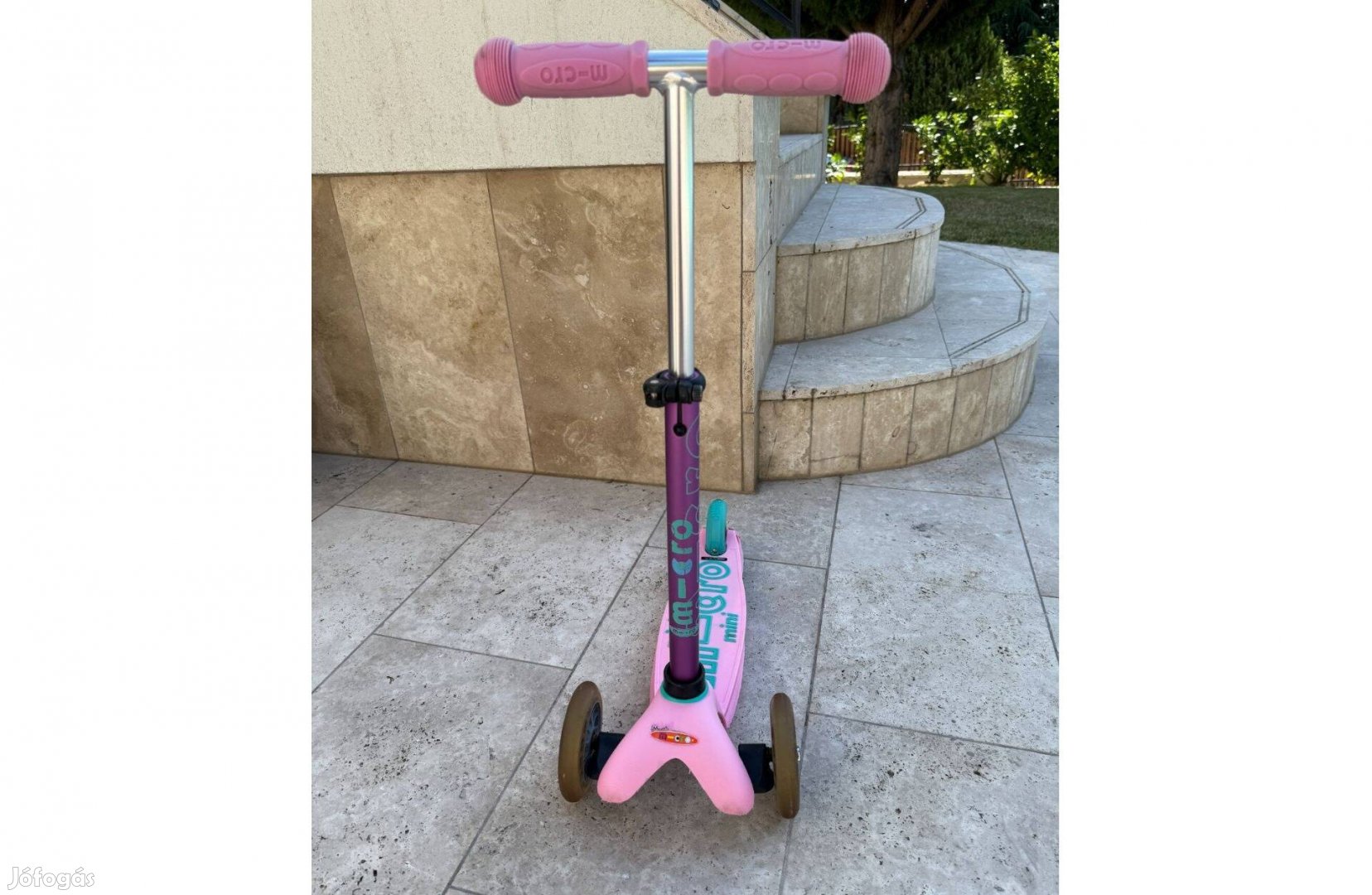 Eladó levendula színű mini micro roller (2-5 éves)