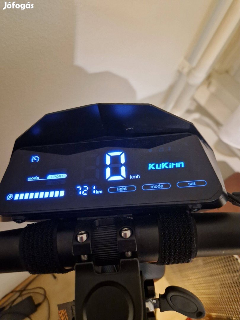 Eladó megkímélt roller