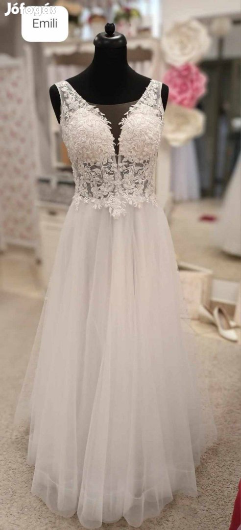 Eladó menyasszonyi ruha