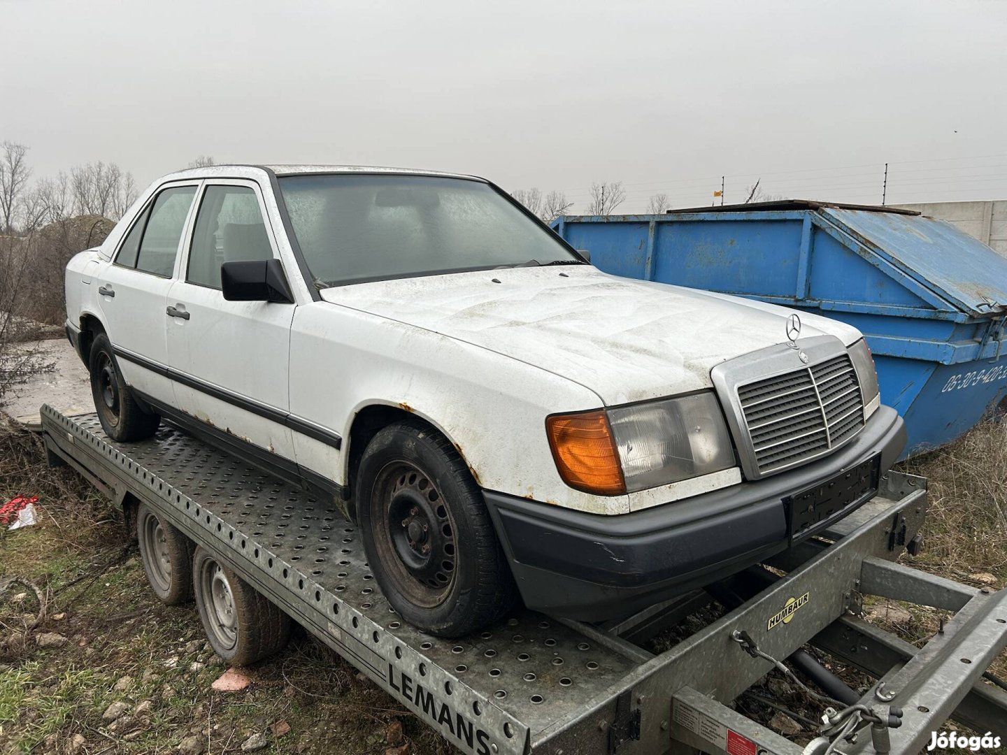 Eladó mercedes w124 E260 alkatrészei