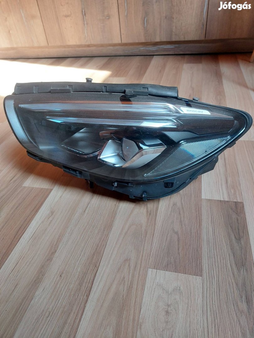 Eladó mercedes w247 bal elsö lámpa 